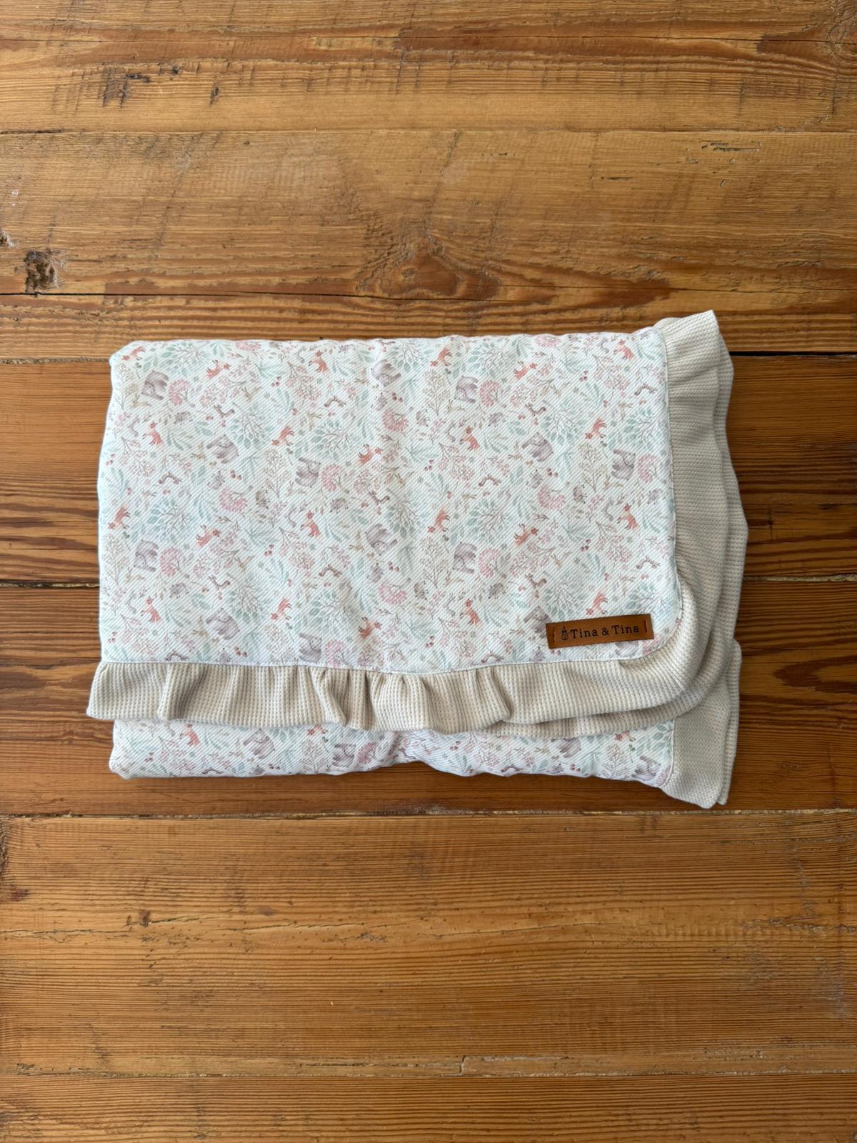 Manta estampada con volado