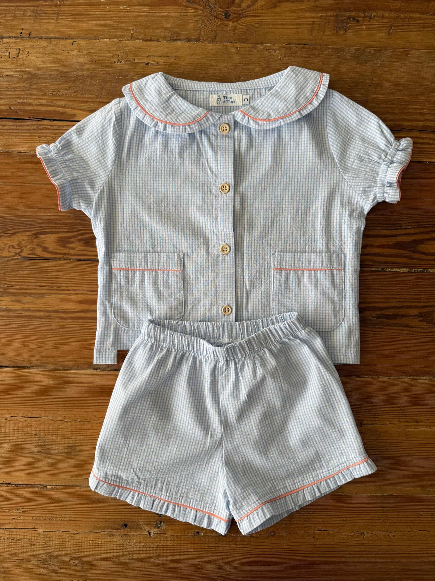 Tramonti - Niña - corto